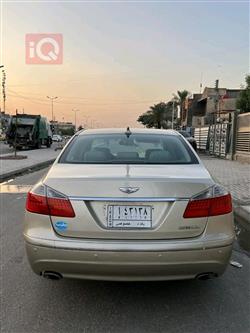 هیوندای جێنسس